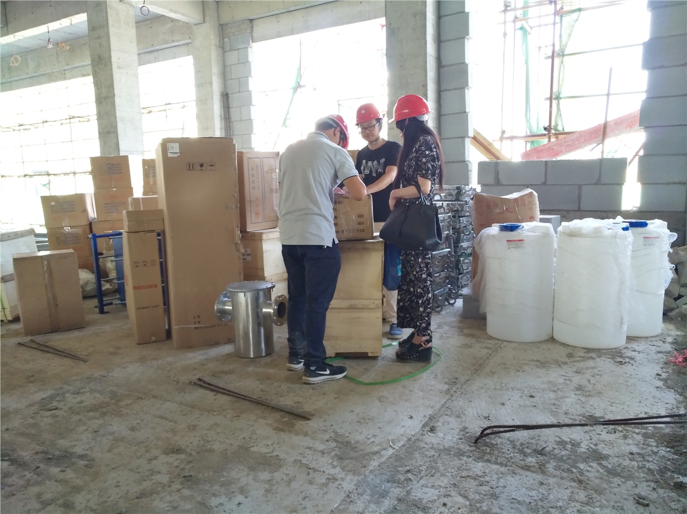 新城區(qū)實(shí)驗(yàn)中小學(xué)游泳館泳池水處理工程開(kāi)工建設(shè)